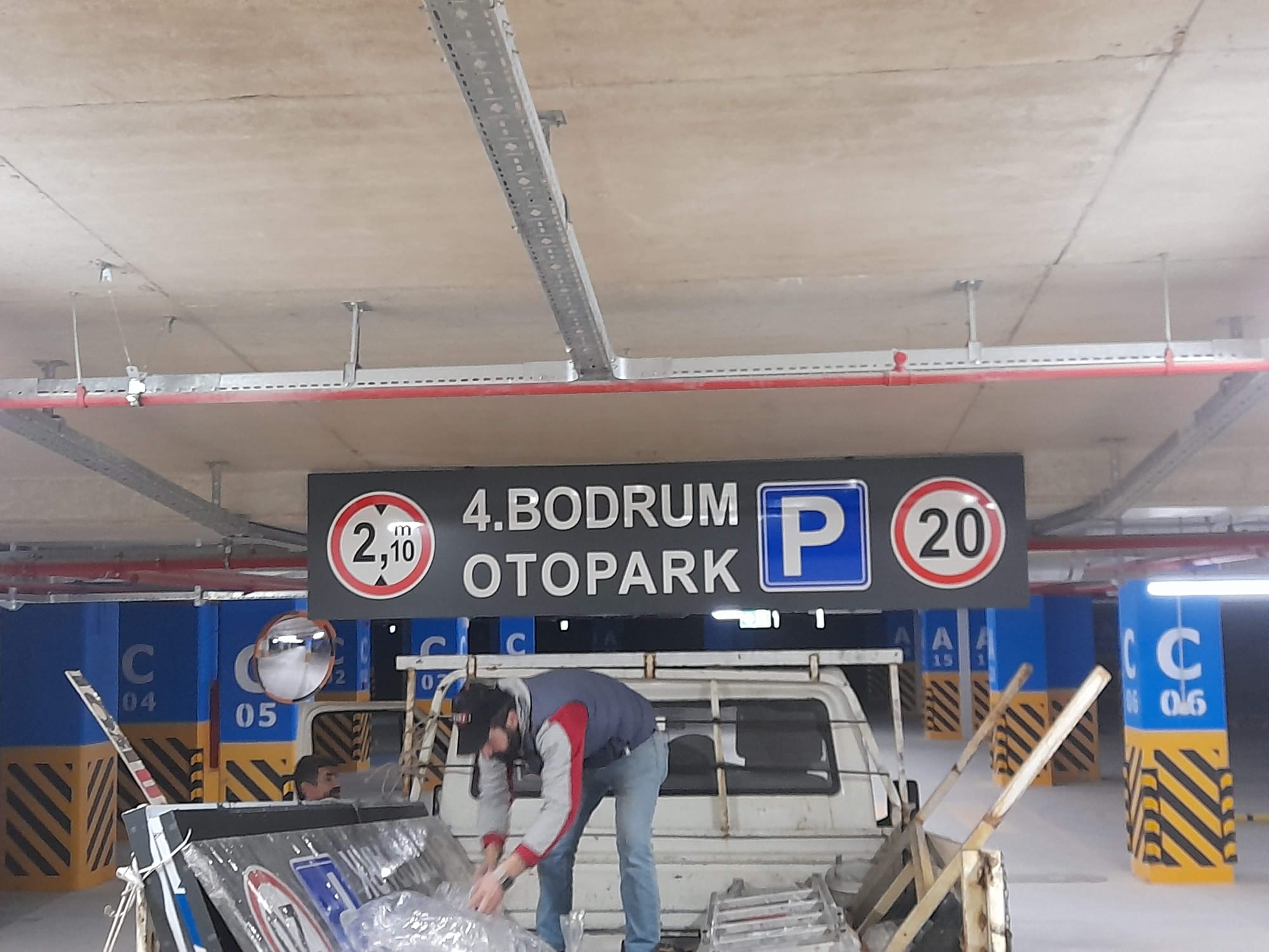Otopark Tabelası (Yönlendirme, Işıklı) - Bade CW Uygulama Örneği