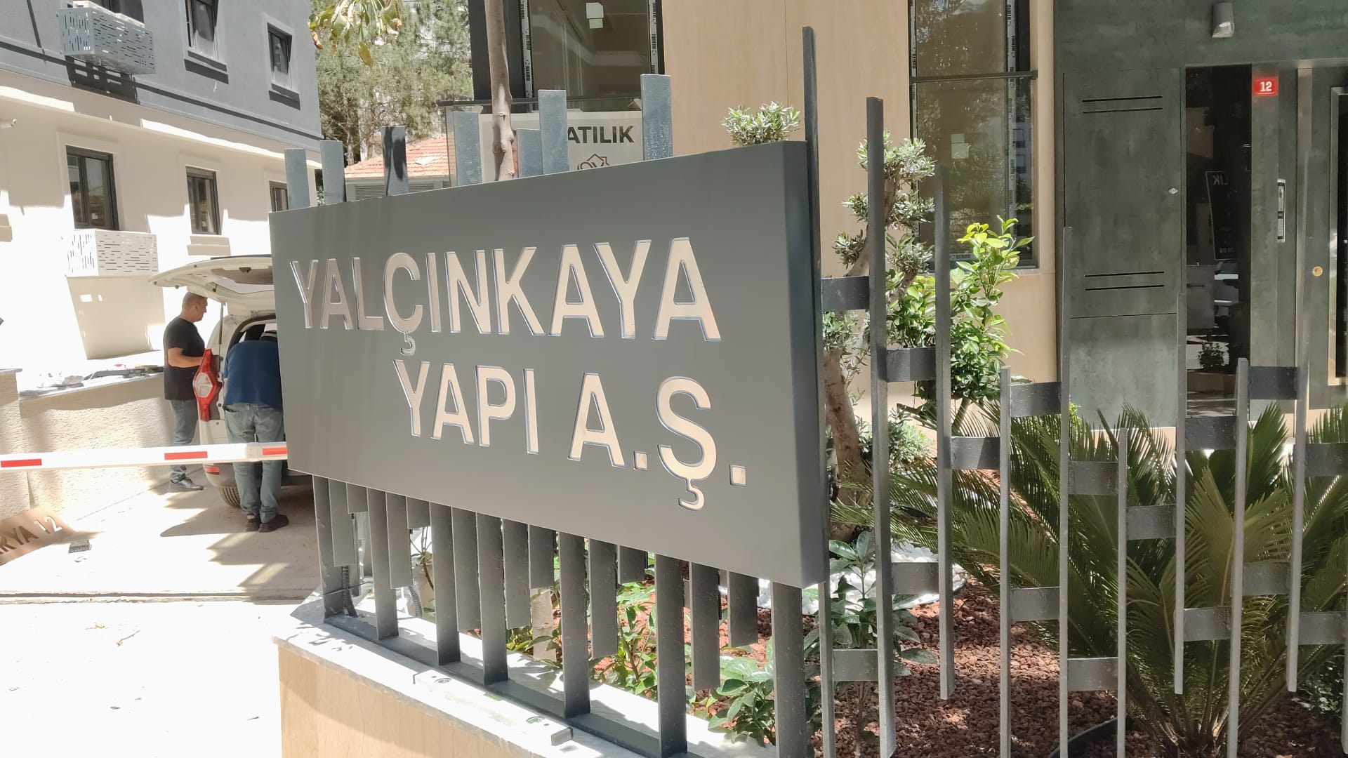 Cephe Tabelası (Fiyat, Tasarım, İstanbul) - Bade CW Uygulama Örneği